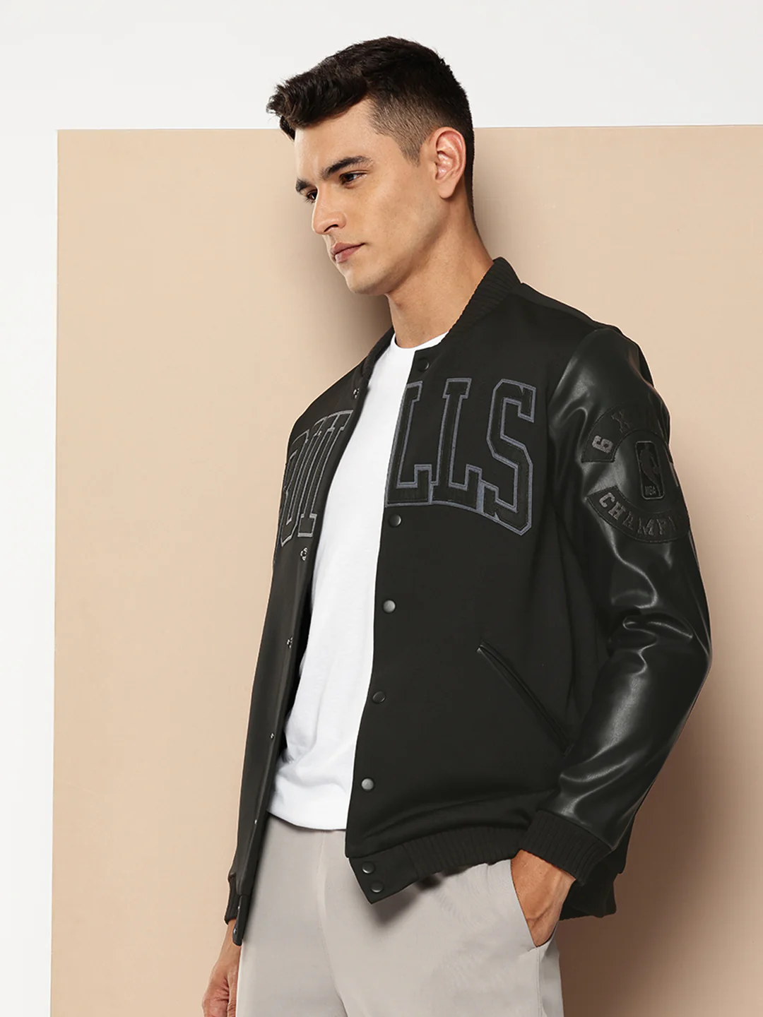 Chicago Bulls Black Varsity Jacket - Image 4