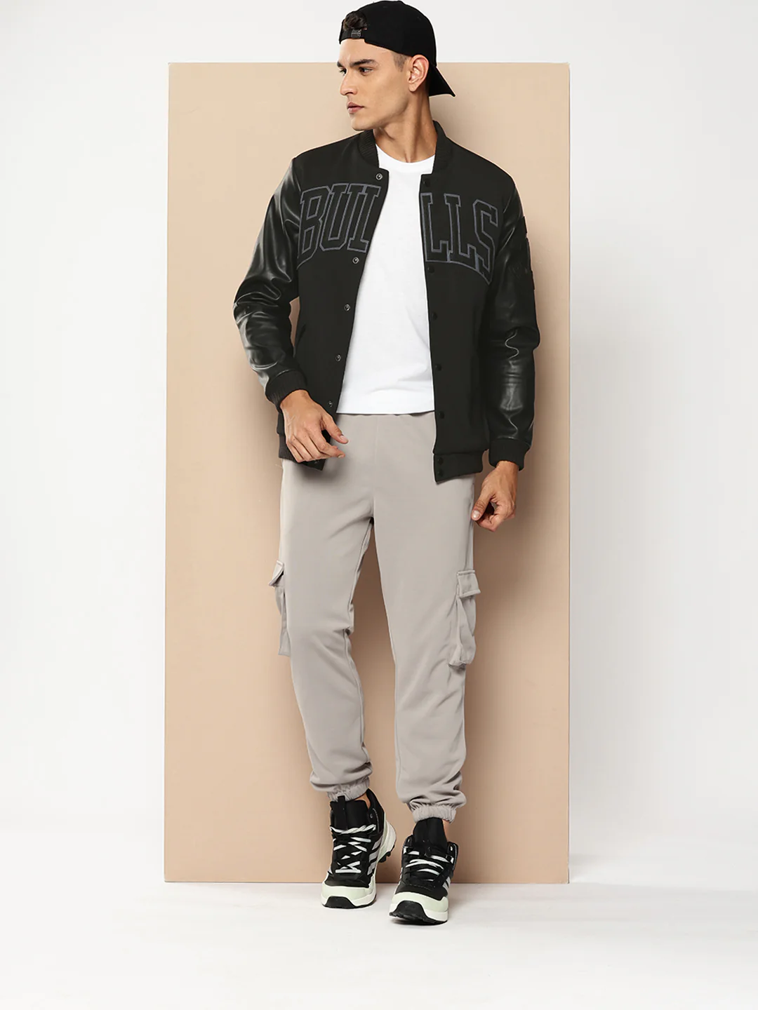Chicago Bulls Black Varsity Jacket - Image 5