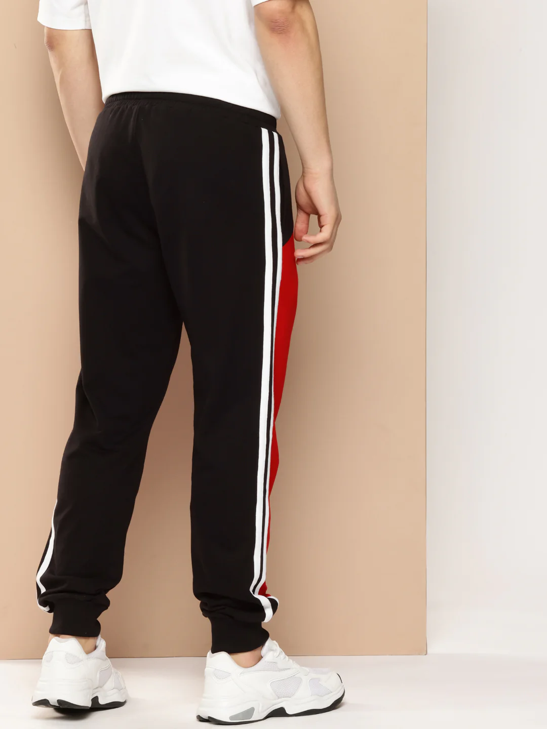 Chicago Bulls Striped Jogger - Image 5