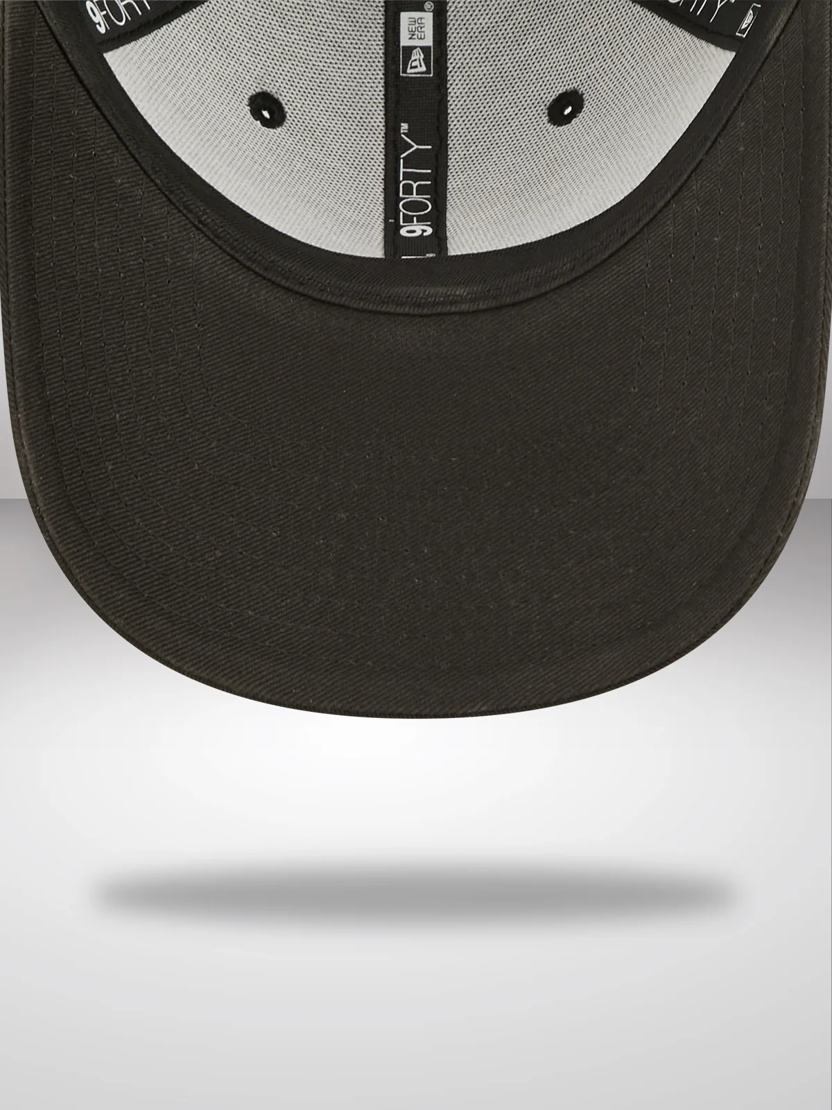 La Dodgers Team Outline Black 9FORTY Adjustable Cap - Image 5