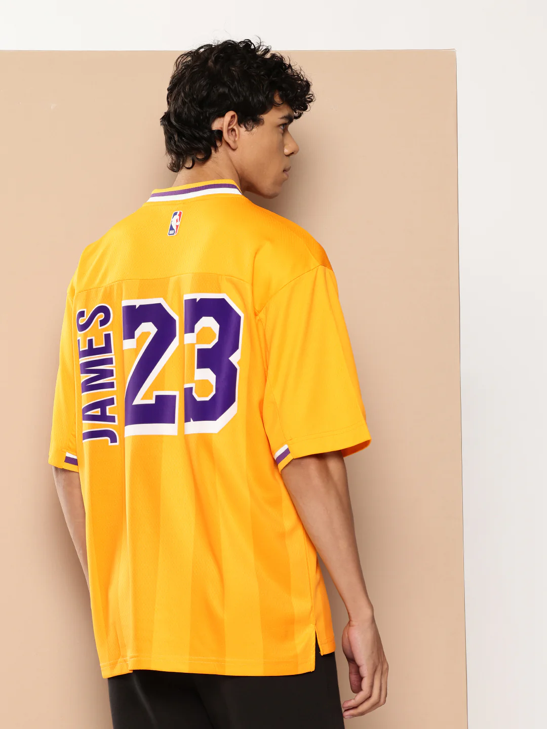 LeBron James Vintage Football Oversized T-Shirt - Image 6