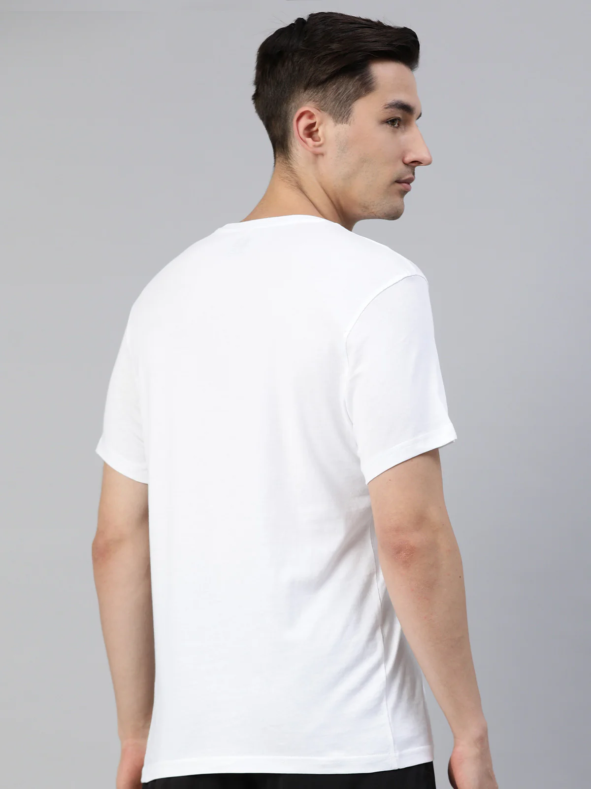 Los Angeles Lakers: LeBron James T-Shirt - White - Image 5