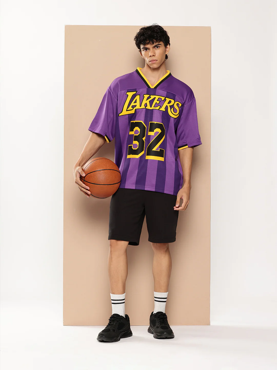 Magic Johnson Vintage Football Oversized T-Shirt - Image 7