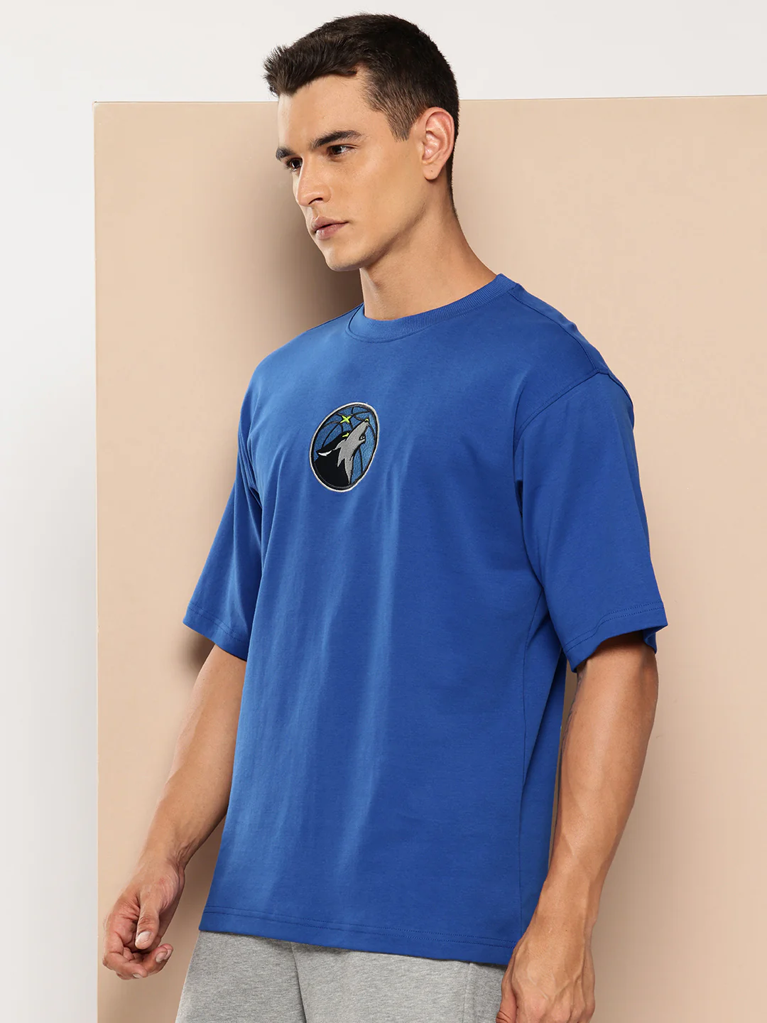 Minnesota Timberwolves Graphic Oversized T-Shirt - Image 5