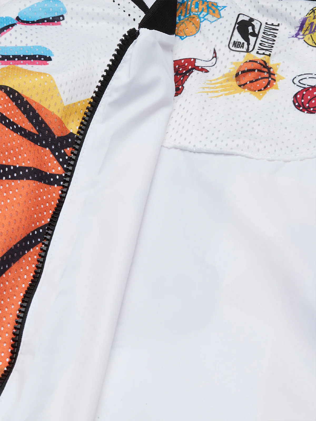 NBA: Logo Mash Lightweight Bomber Jacket - Image 3